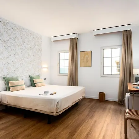 Patricia Menorca 4* ثيوداديلا